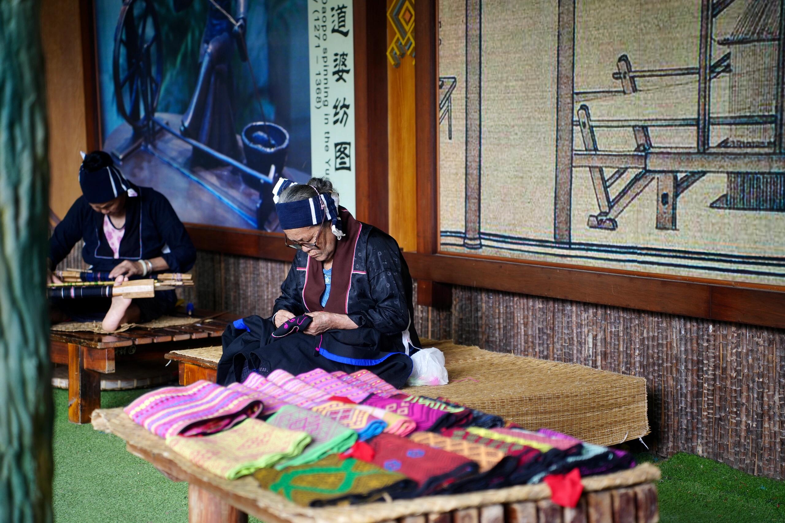 海南檳榔谷黎苗文化旅遊區一日遊